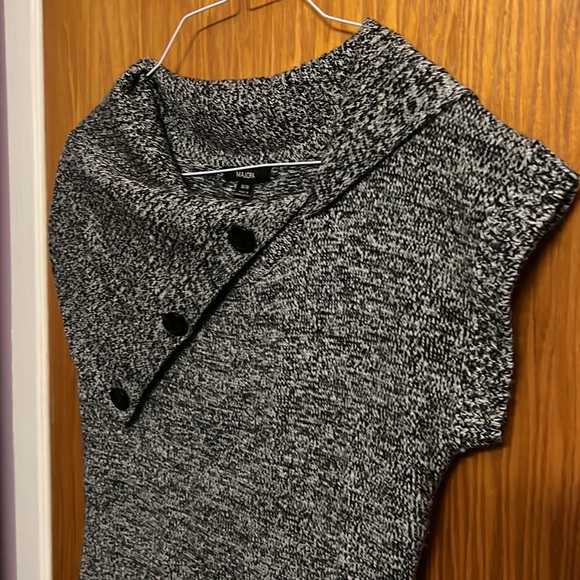 Majora sweater dress or (Bundle 3 for 50) - Picture 3 of 4